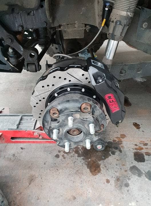 Kit Gros Freins CEIKA Sur-Mesure Land Rover Defender (90~15) - ceikaperformance