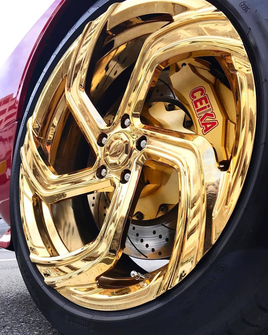 Kit Gros Freins CEIKA Sur-Mesure Dodge Challenger R/T (08~14) - ceikaperformance