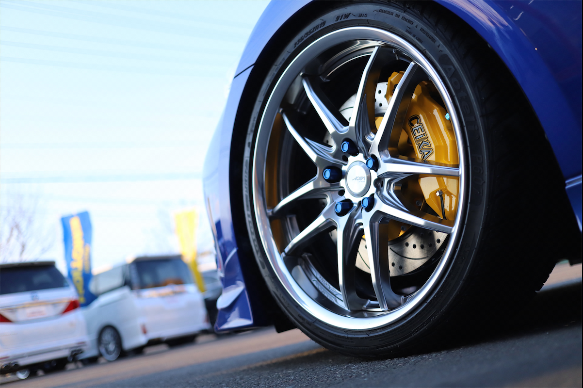 Kit Gros Freins CEIKA Sur-Mesure Lexus IS300h (AVE30) (13~up)