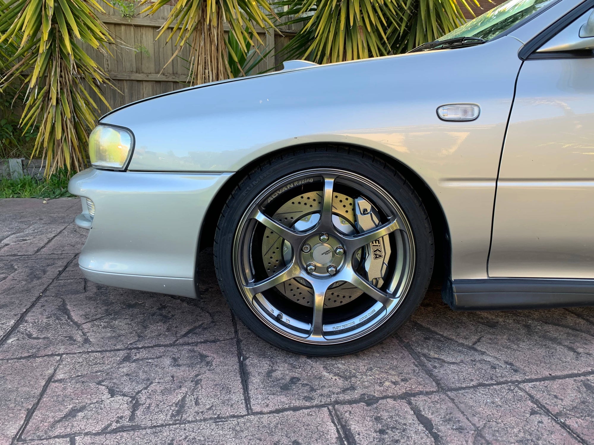 Kit Gros Freins CEIKA Sur-Mesure Subaru Impreza GC8 WRX STI (00~04)